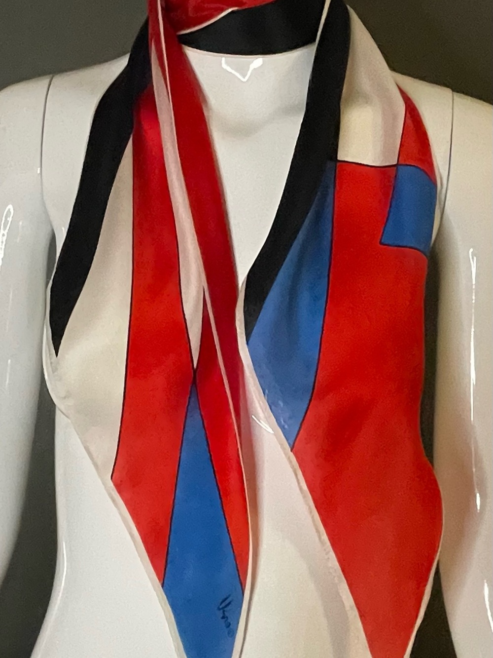 Vintage Vera Geometric Print Silk Scarf 7 In x 70 In Excellent Condition